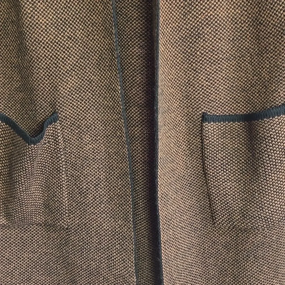 🖤5/$20🖤 Cozy Knit Hooded Cardigan in Brown and Black - Picture 4 of 11